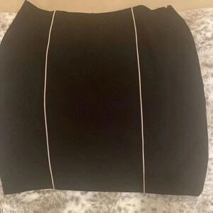Apostrophe black skirt with white trim